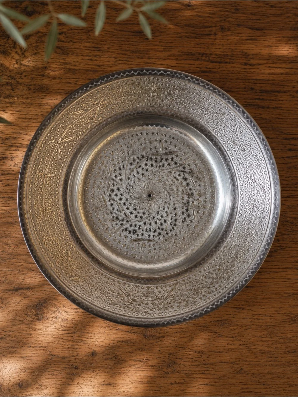 Decorative Silver Pedestal Fruit Bowl - Silver